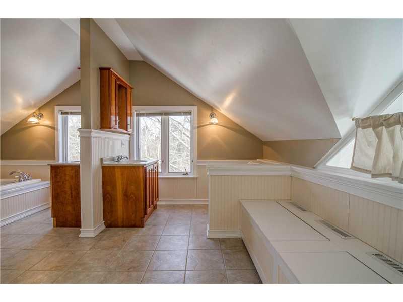 307 Lower Flying Point Road Freeport, ME 04032 - Photo 20 of 35 Master Bath/Spa.