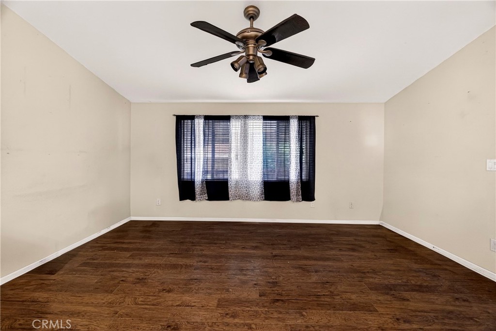 32 Sheldon Avenue Gridley, CA 95948 - Photo 16 of 75 a view of an empty room with window and ceiling fan