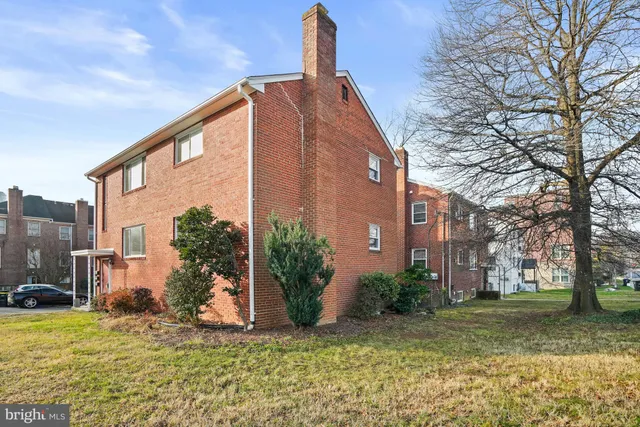 $1,548,000 | 1138 North Stafford Street, Arlington, VA 22201