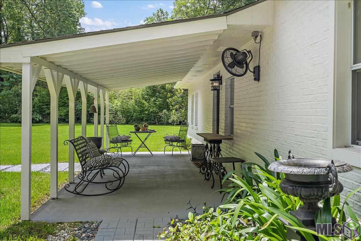 15223 Hooper Road Greenwell Springs, LA 70739 - Photo 3 of 33