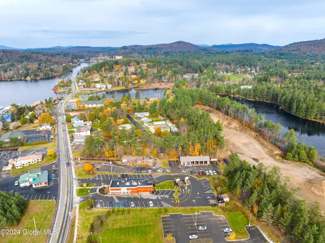 $748,000 | 559 Lake Flower Avenue, Saranac Lake, NY 12983