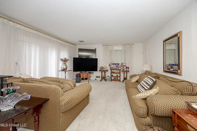 $950,000 | 1204 Hill Crest Road, Ocean Springs, MS 39564