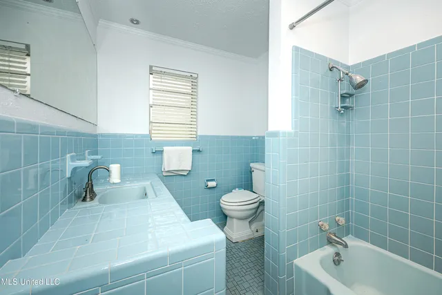 $950,000 | 1204 Hill Crest Road, Ocean Springs, MS 39564