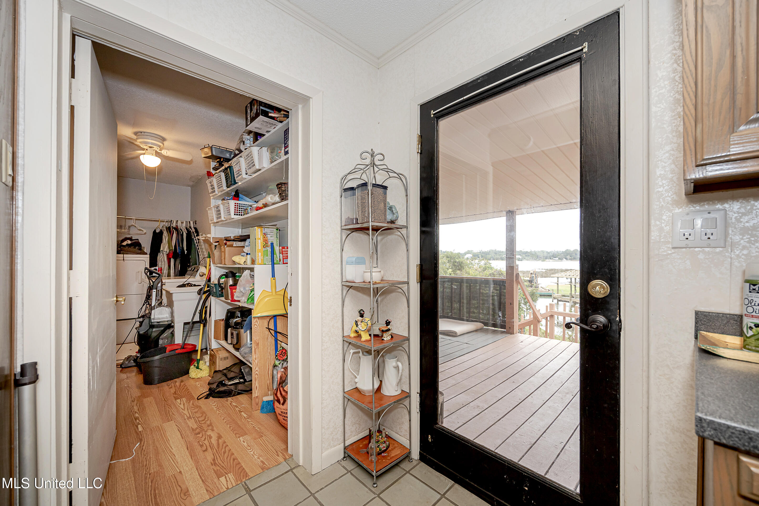 1204 Hill Crest Road Ocean Springs, MS 39564 - Photo 53 of 91 IMG_2050