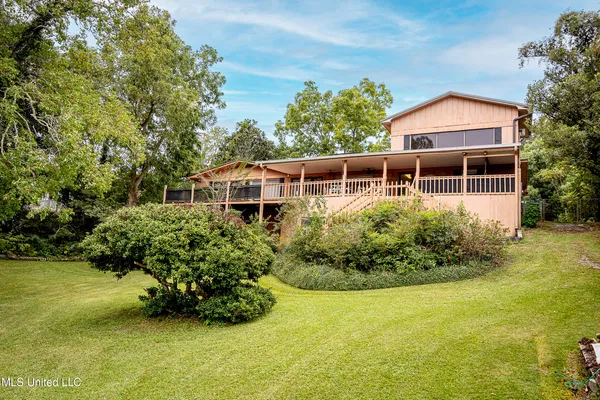 $950,000 | 1204 Hill Crest Road, Ocean Springs, MS 39564