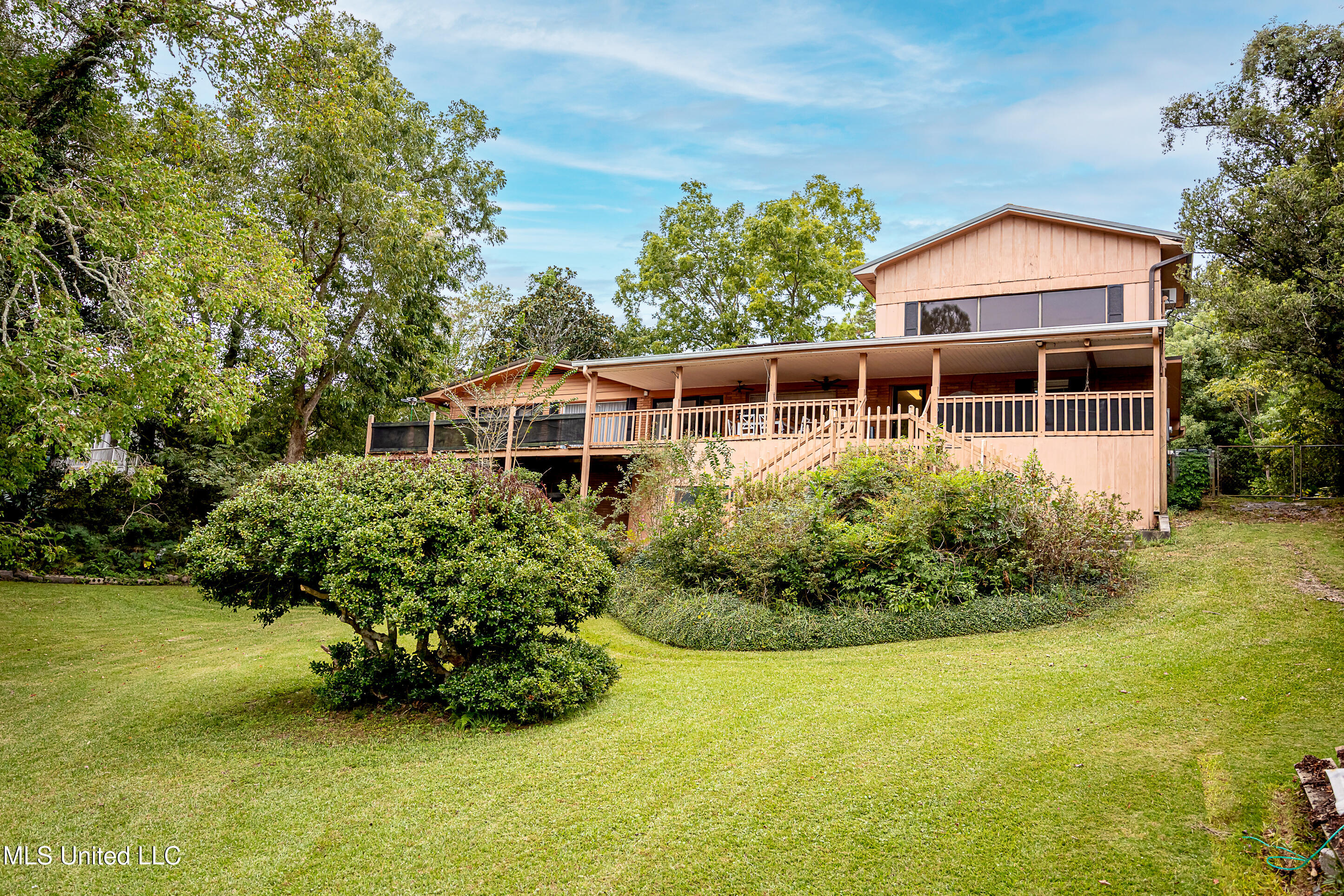 1204 Hill Crest Road Ocean Springs, MS 39564 - Photo 65 of 91 IMG_2143s