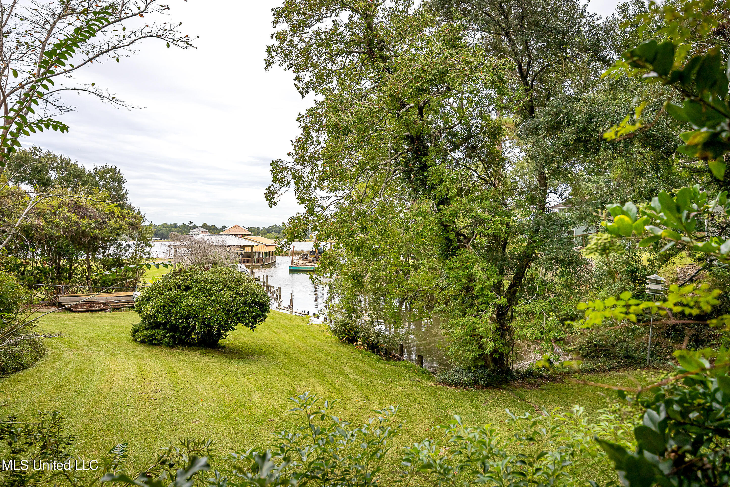1204 Hill Crest Road Ocean Springs, MS 39564 - Photo 73 of 91 IMG_2110