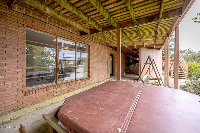 $950,000 | 1204 Hill Crest Road, Ocean Springs, MS 39564