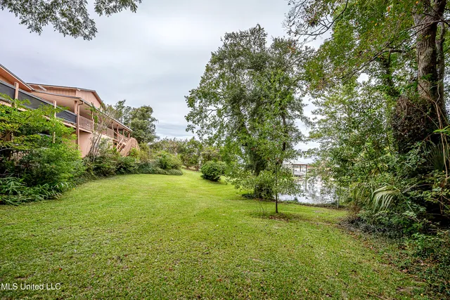 $950,000 | 1204 Hill Crest Road, Ocean Springs, MS 39564