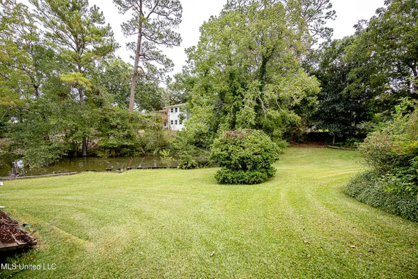 $950,000 | 1204 Hill Crest Road, Ocean Springs, MS 39564