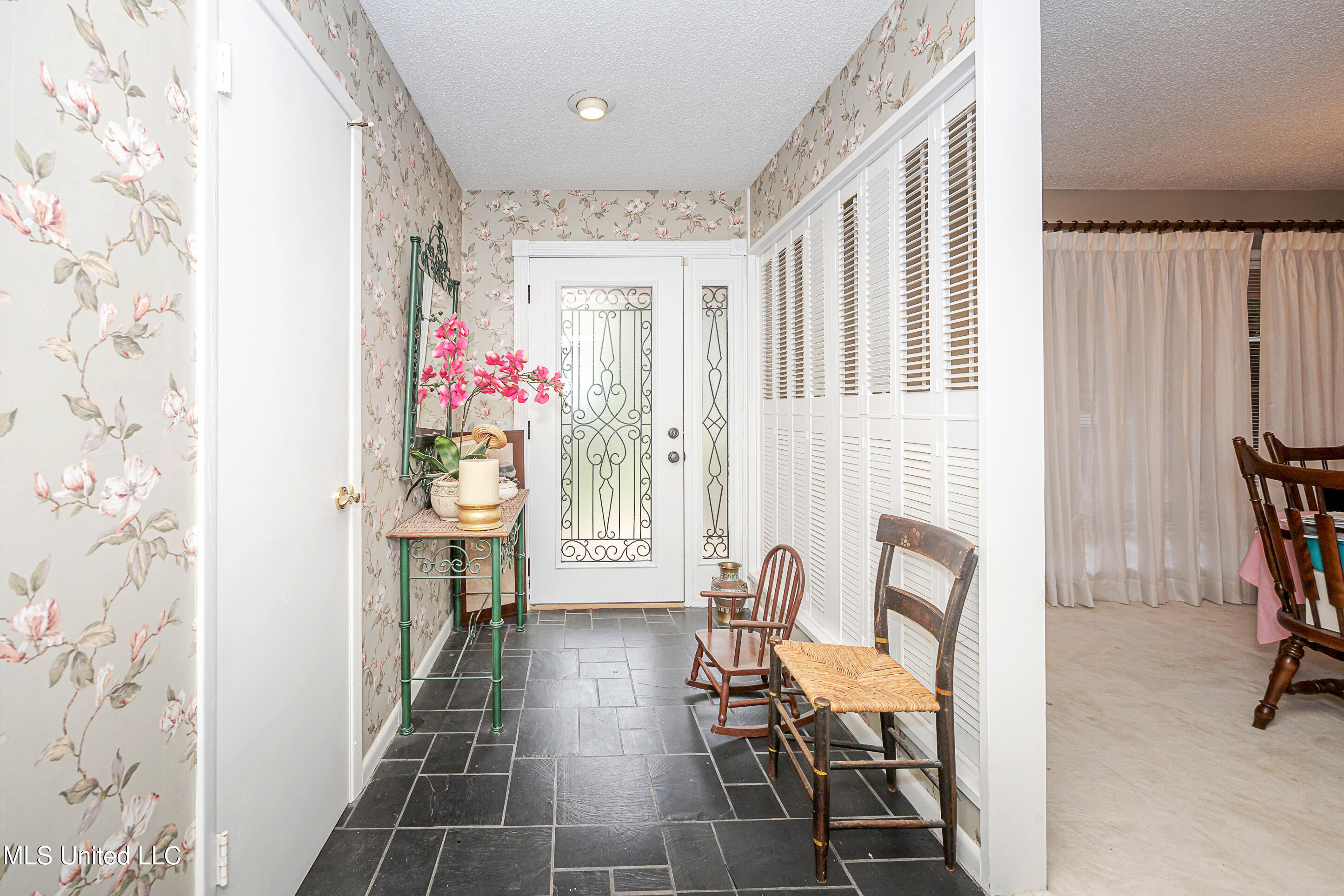 1204 Hill Crest Road Ocean Springs, MS 39564 - Photo 10 of 91 IMG_2001