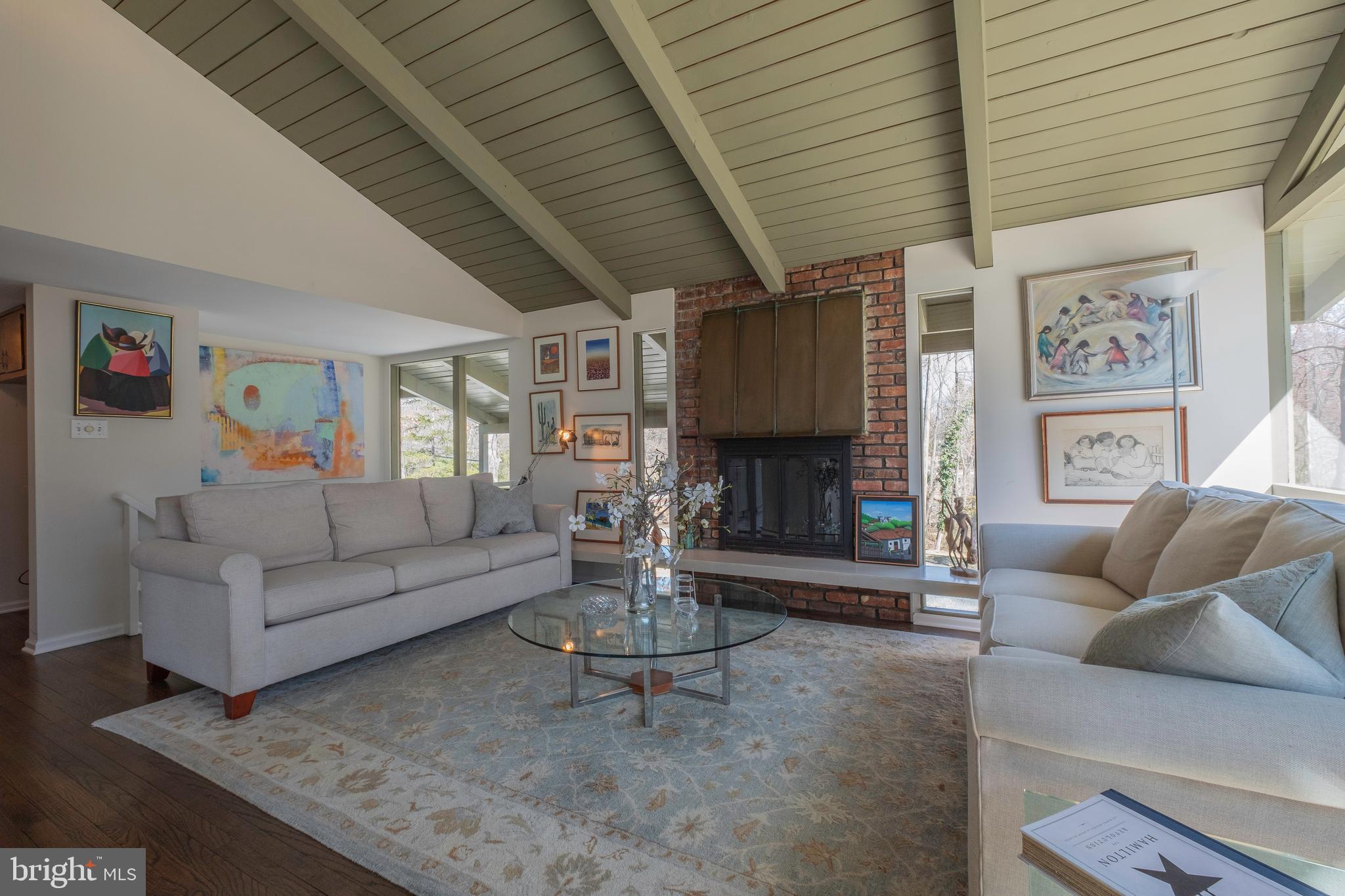 86 Cranbury Road Princeton Junction, NJ 08550 - Photo 7 of 15 Airy vaulted ceilings