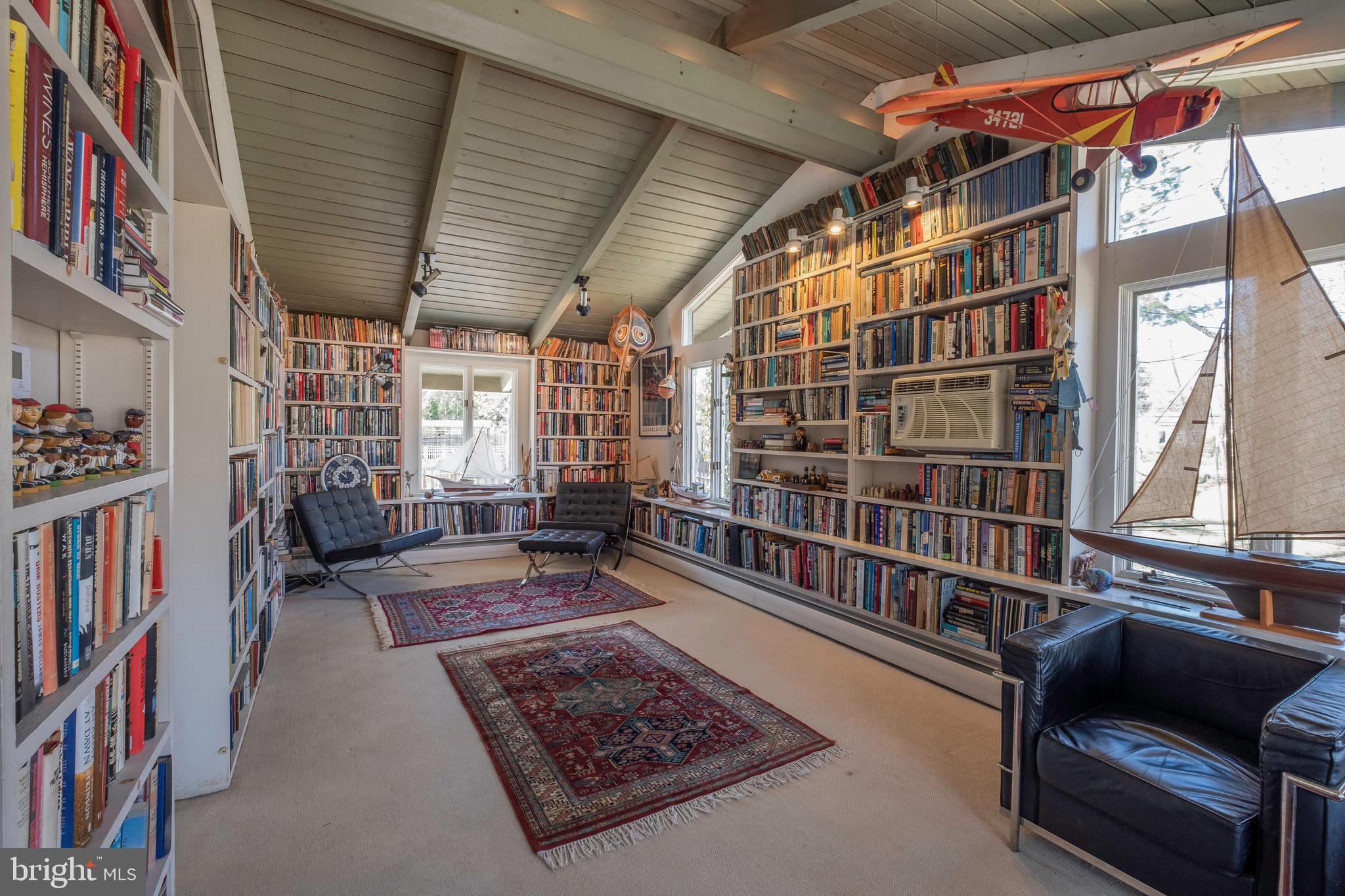 86 Cranbury Road Princeton Junction, NJ 08550 - Photo 10 of 15 Large Den with vaulted ceiling could be BR
