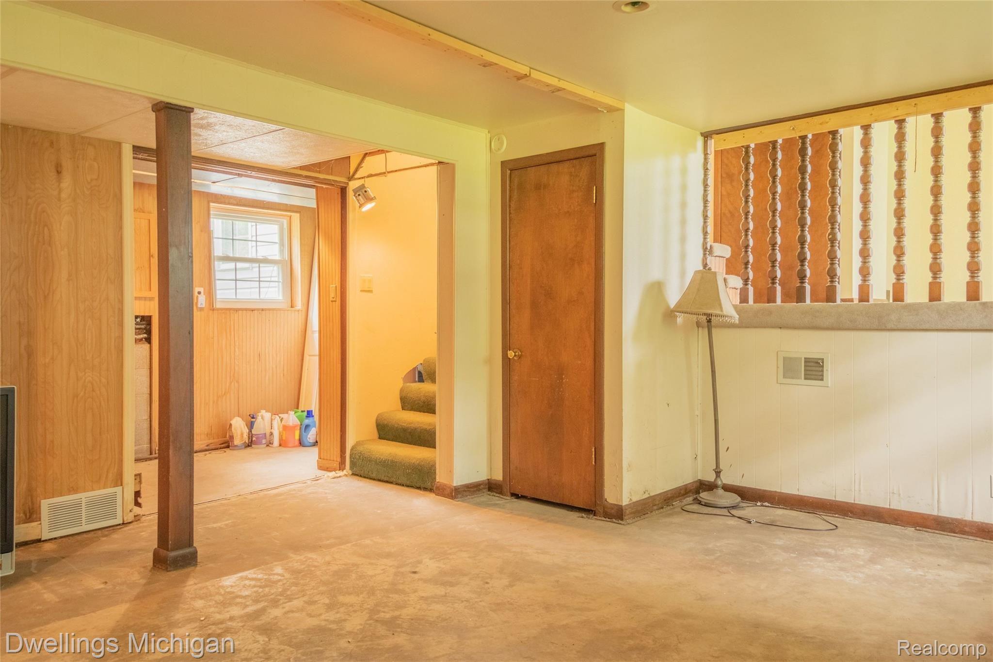 12581 Maxwell Road Carleton, MI 48117 - Photo 11 of 28 Maxwell(21of28).jpg