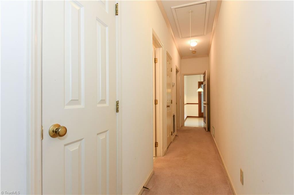 3718 Sawgrass Road Greensboro, NC 27410 - Photo 19 of 33