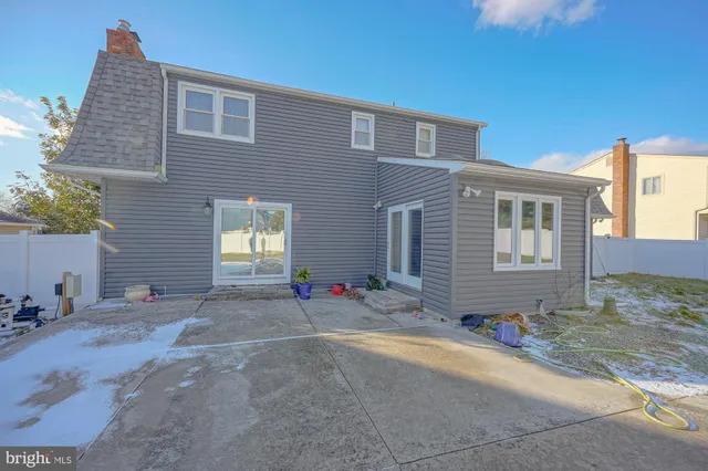 $675,000 | 1542 Chalet Drive, Cherry Hill, NJ 08003