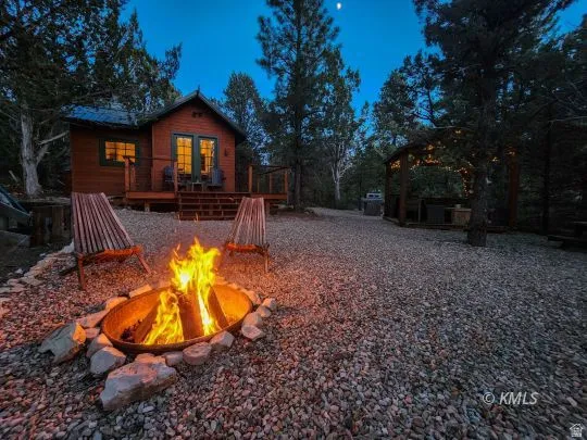 $549,999 | 95 South White Oak Street, Orderville, UT 84758