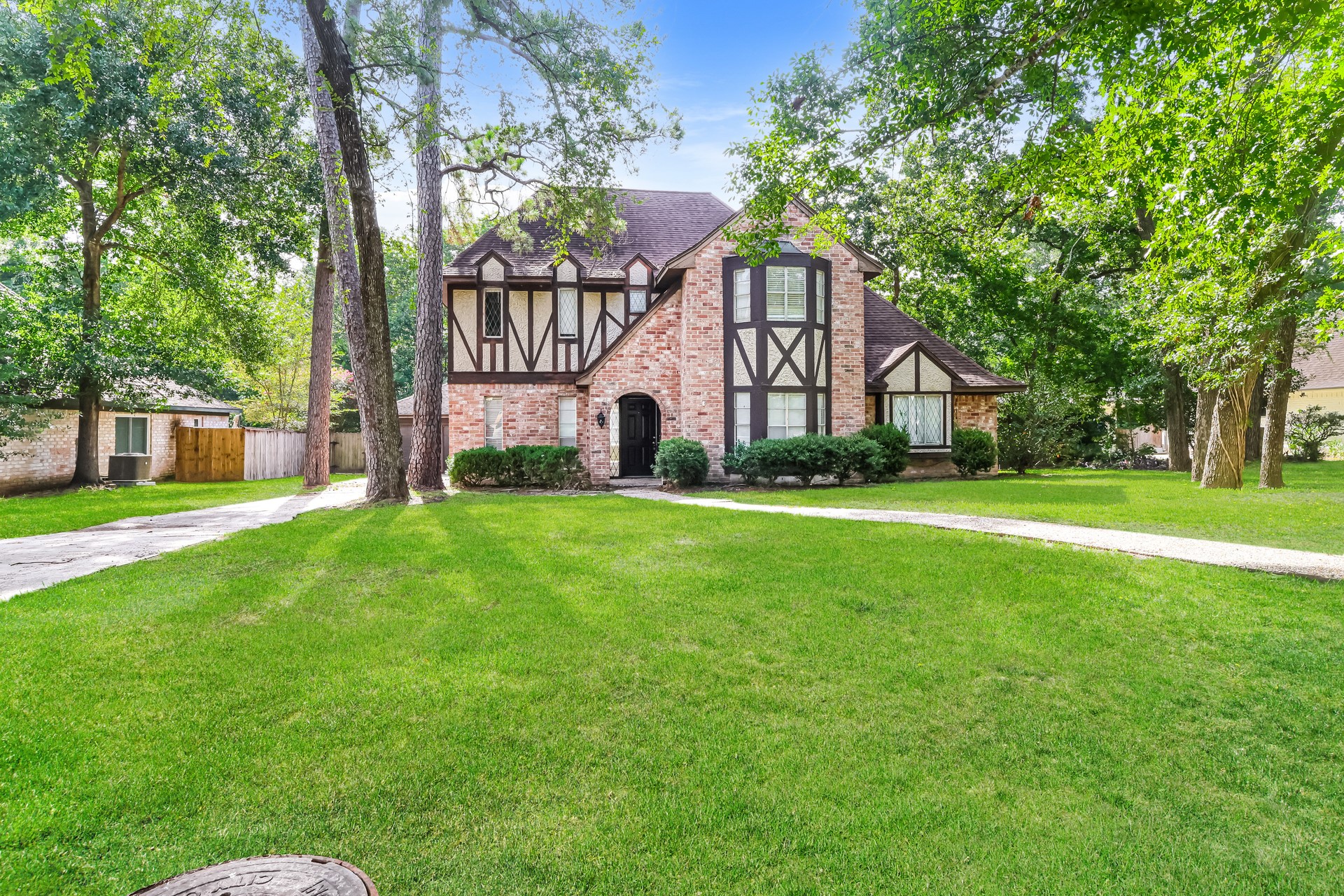 24106 Creekview Drive Spring, TX 77389 - Photo 2 of 18 Gallery Image 2