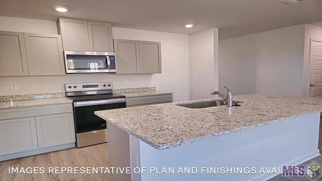 $229,900 | 14277 Monmouth Avenue, Denham Springs, LA 70726