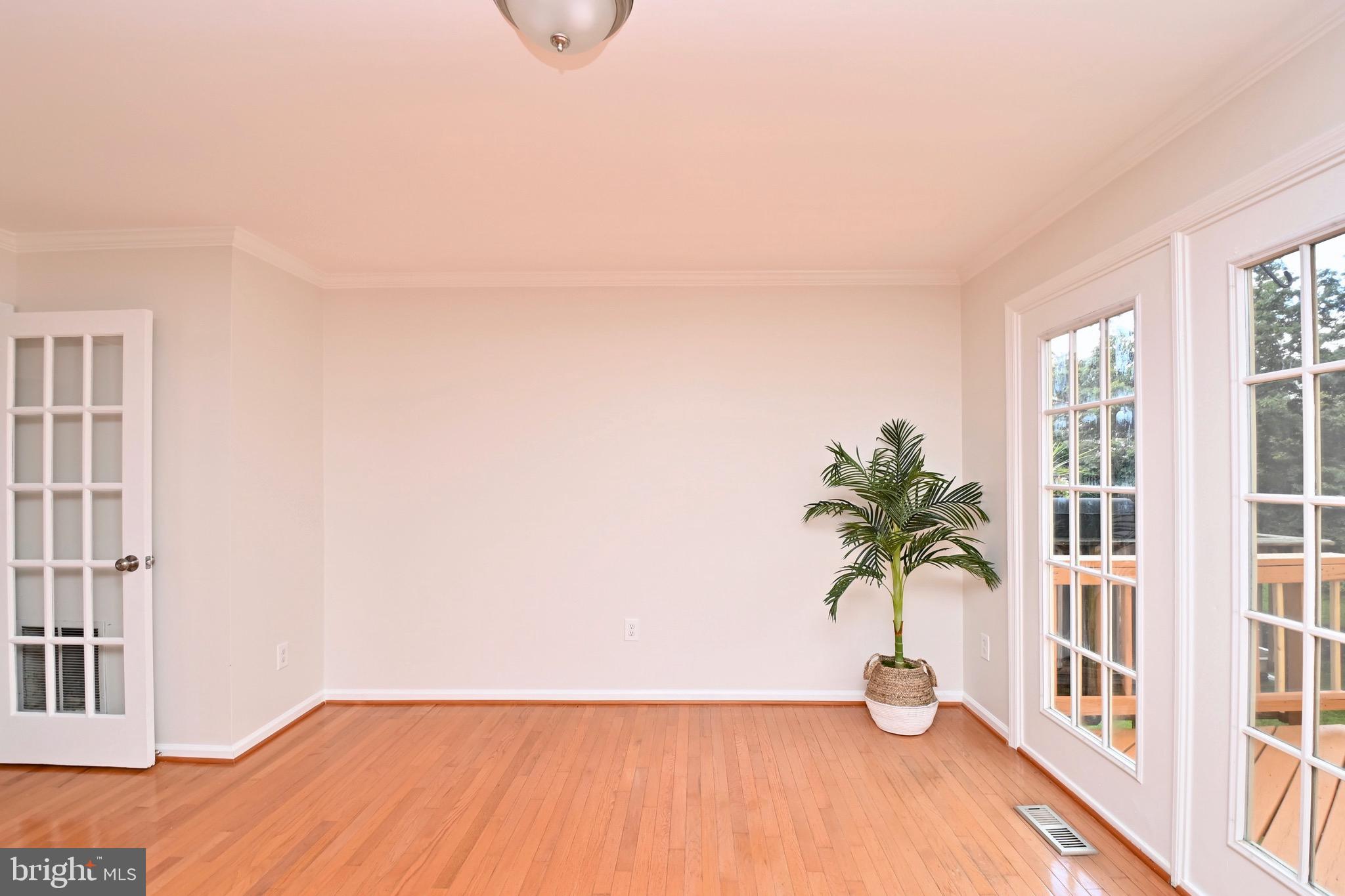 3808 Inverness Road Fairfax, VA 22033 - Photo 17 of 40