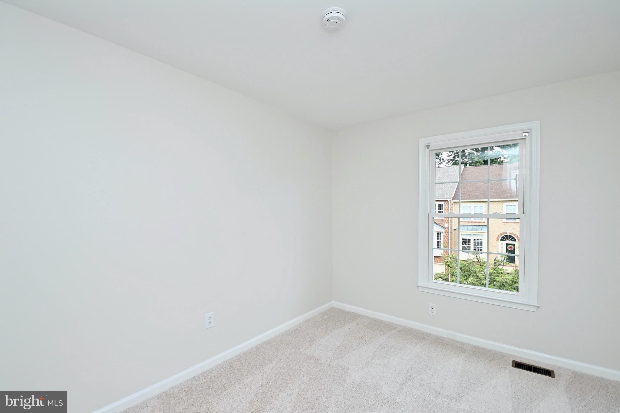 3808 Inverness Road Fairfax, VA 22033 - Photo 29 of 40