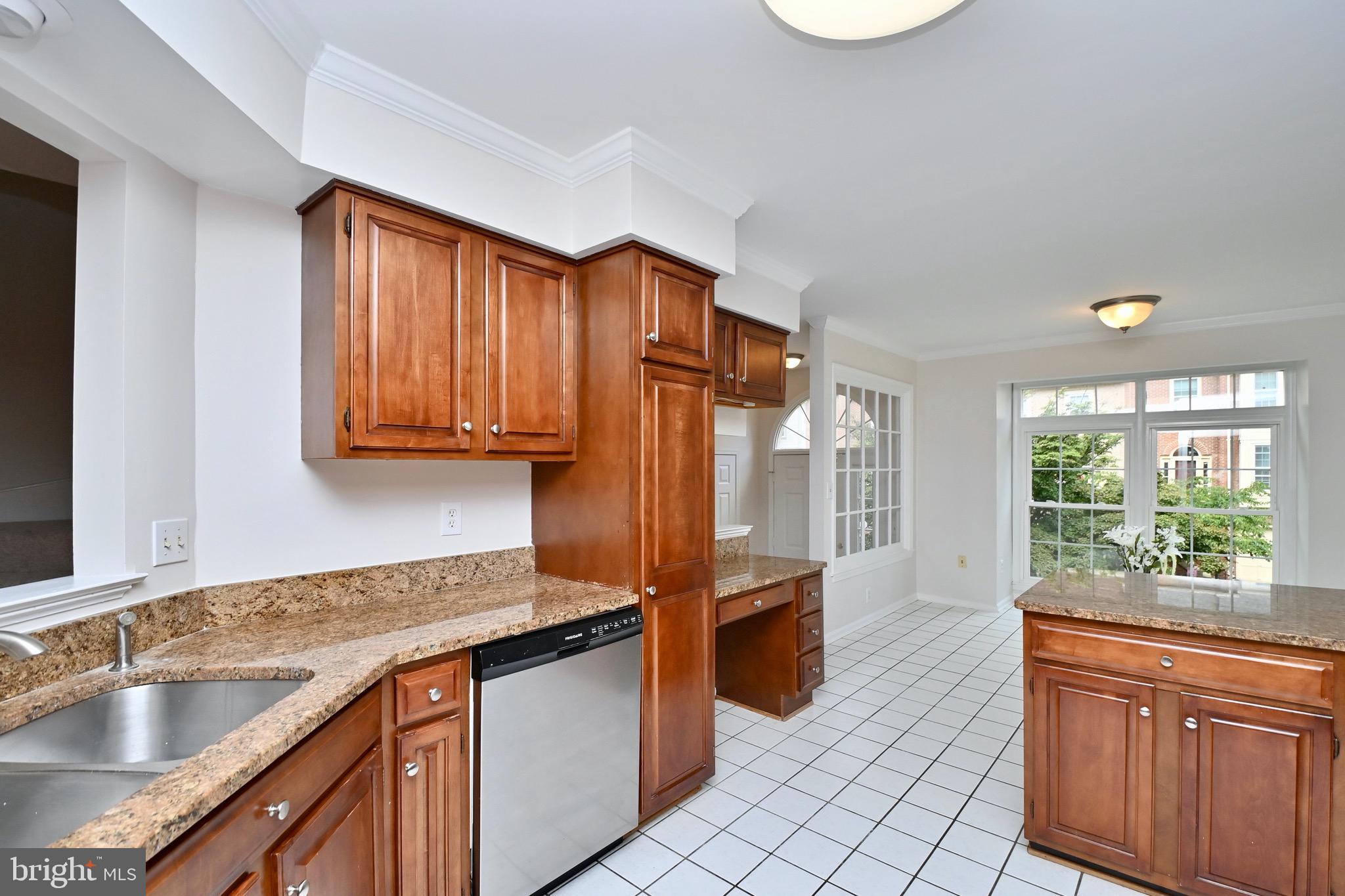 3808 Inverness Road Fairfax, VA 22033 - Photo 8 of 40