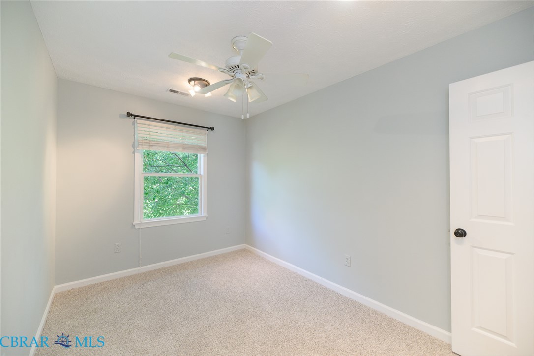 7680 The Points Place, Unit 302 Gloucester Point, VA 23062 - Photo 22 of 29