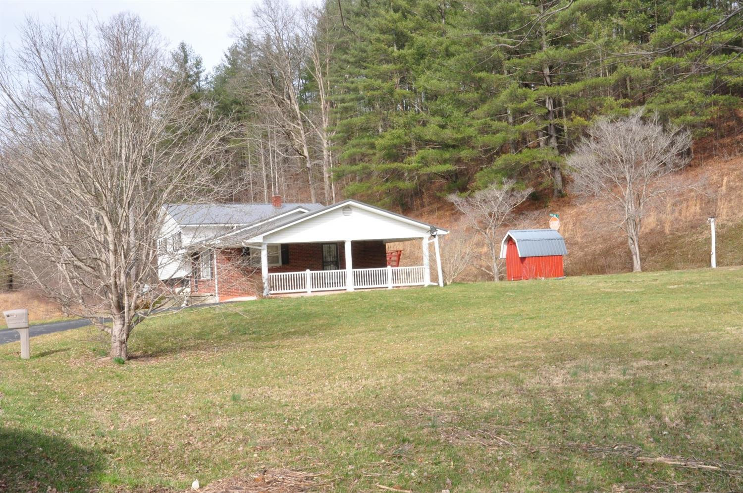818 Lee City Road Campton, KY 41301 - Photo 63 of 80 Listing Photo