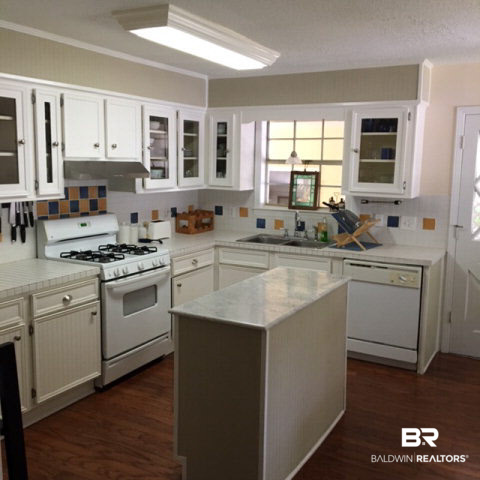204 Fig Avenue Fairhope, AL 36532 - Photo 2 of 11