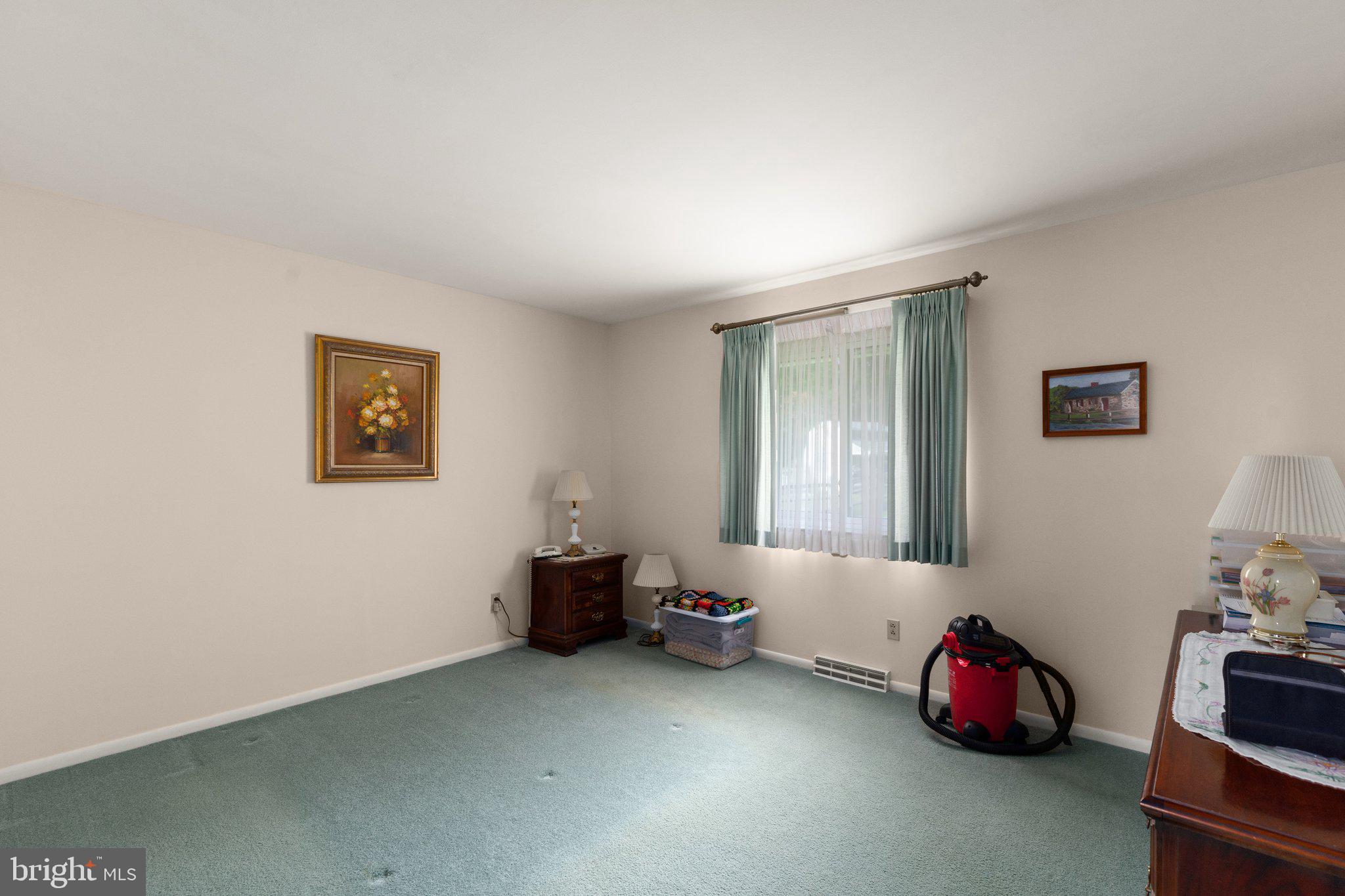 39 Poplar View Road Delta, PA 17314 - Photo 7 of 24 Gallery Image 7