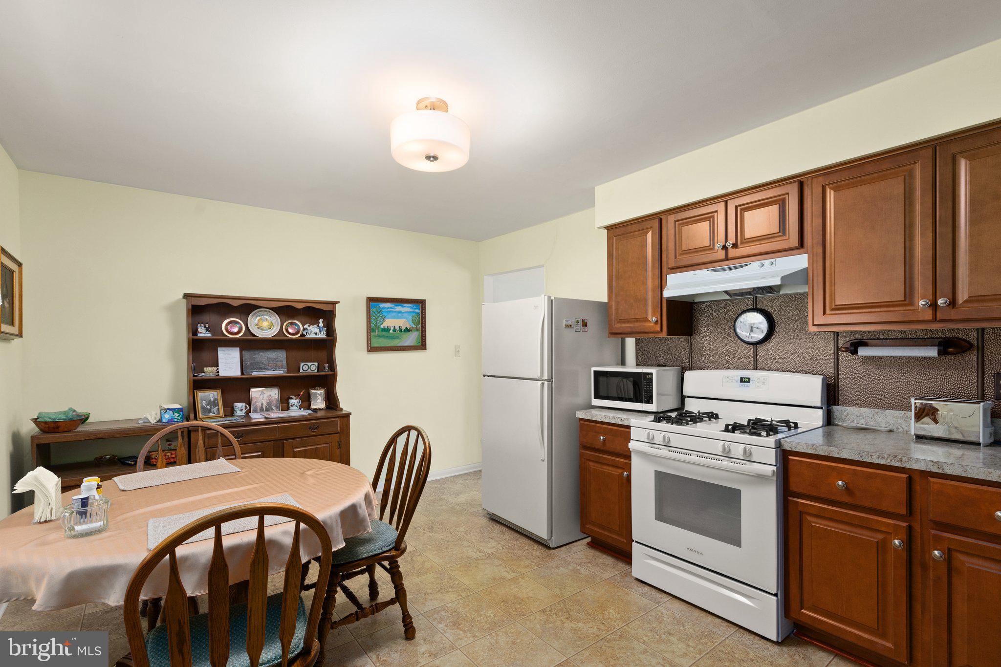 39 Poplar View Road Delta, PA 17314 - Photo 10 of 24 Gallery Image 10