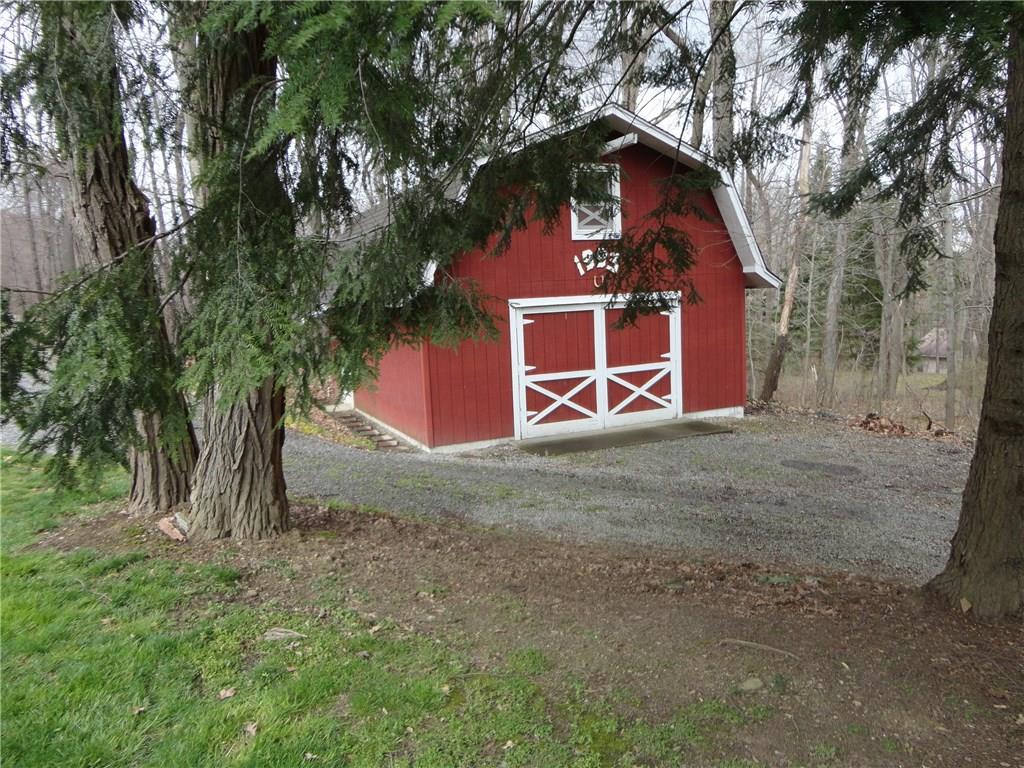 141 Thompson Road Beaver Falls, PA 15010 - Photo 8 of 21 Gallery Image 8