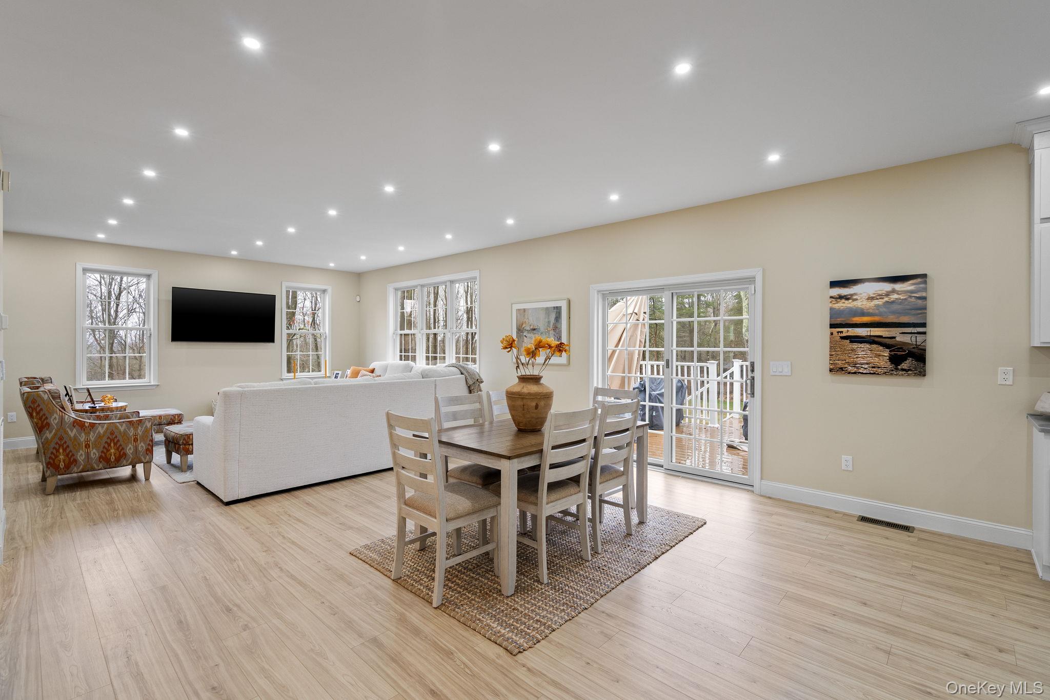 159 Rombout Road Poughkeepsie, NY 12603 - Photo 14 of 34