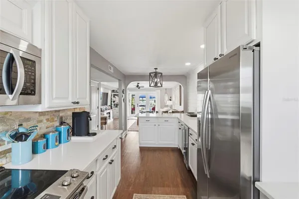 $4,250 | 4751 Coquina Key Drive Southeast, St. Petersburg, FL 33705