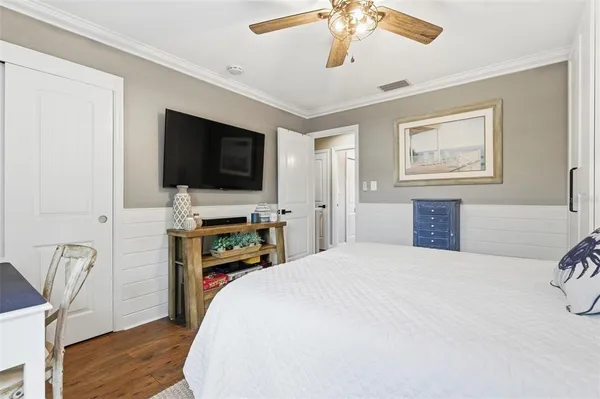 $4,250 | 4751 Coquina Key Drive Southeast, St. Petersburg, FL 33705