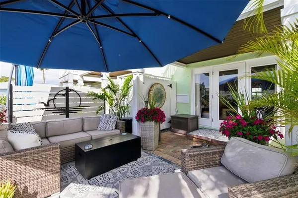 $4,250 | 4751 Coquina Key Drive Southeast, St. Petersburg, FL 33705