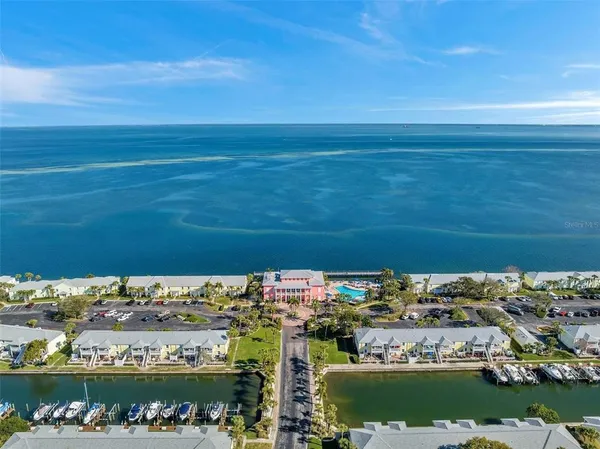 $4,250 | 4751 Coquina Key Drive Southeast, St. Petersburg, FL 33705