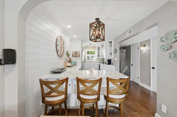 $4,250 | 4751 Coquina Key Drive Southeast, St. Petersburg, FL 33705