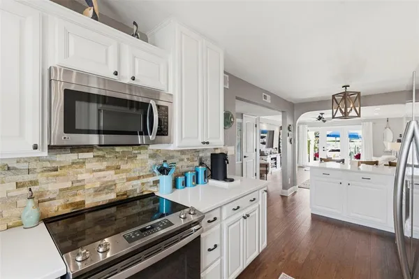 $4,250 | 4751 Coquina Key Drive Southeast, St. Petersburg, FL 33705