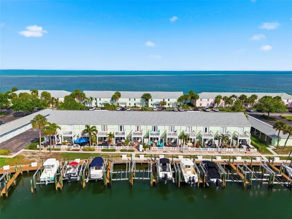 $4,250 | 4751 Coquina Key Drive Southeast, St. Petersburg, FL 33705