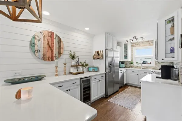 $4,250 | 4751 Coquina Key Drive Southeast, St. Petersburg, FL 33705