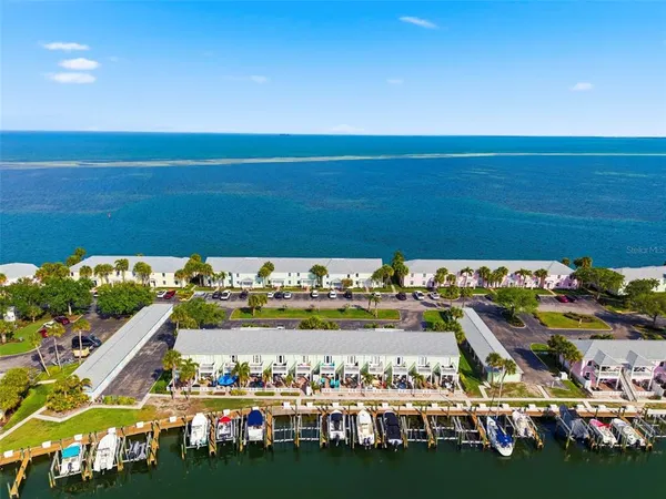 $4,250 | 4751 Coquina Key Drive Southeast, St. Petersburg, FL 33705