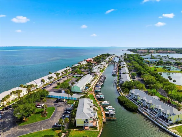 $4,250 | 4751 Coquina Key Drive Southeast, St. Petersburg, FL 33705