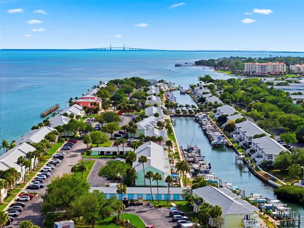 $4,250 | 4751 Coquina Key Drive Southeast, St. Petersburg, FL 33705