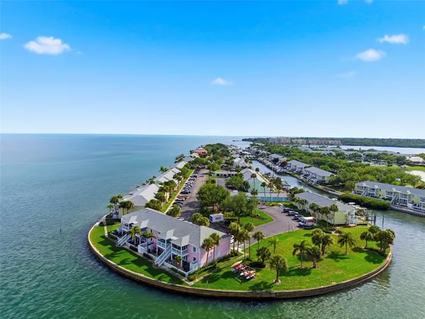 $4,250 | 4751 Coquina Key Drive Southeast, St. Petersburg, FL 33705