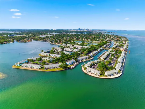 $4,250 | 4751 Coquina Key Drive Southeast, St. Petersburg, FL 33705