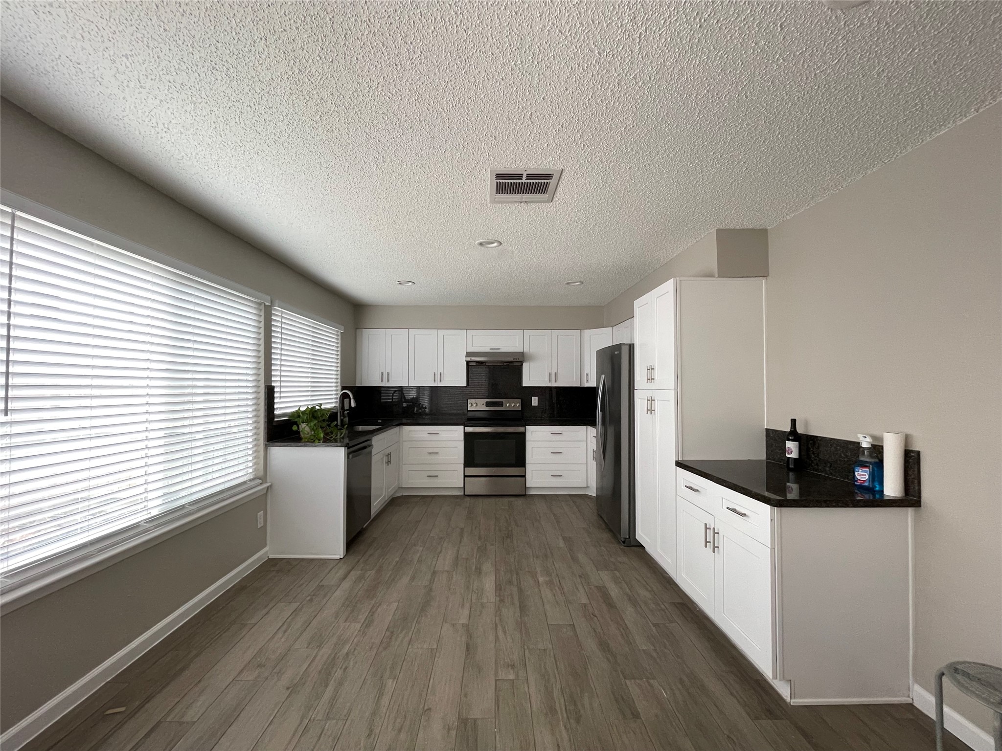 12783 Leader Street Houston, TX 77072 - Photo 4 of 11