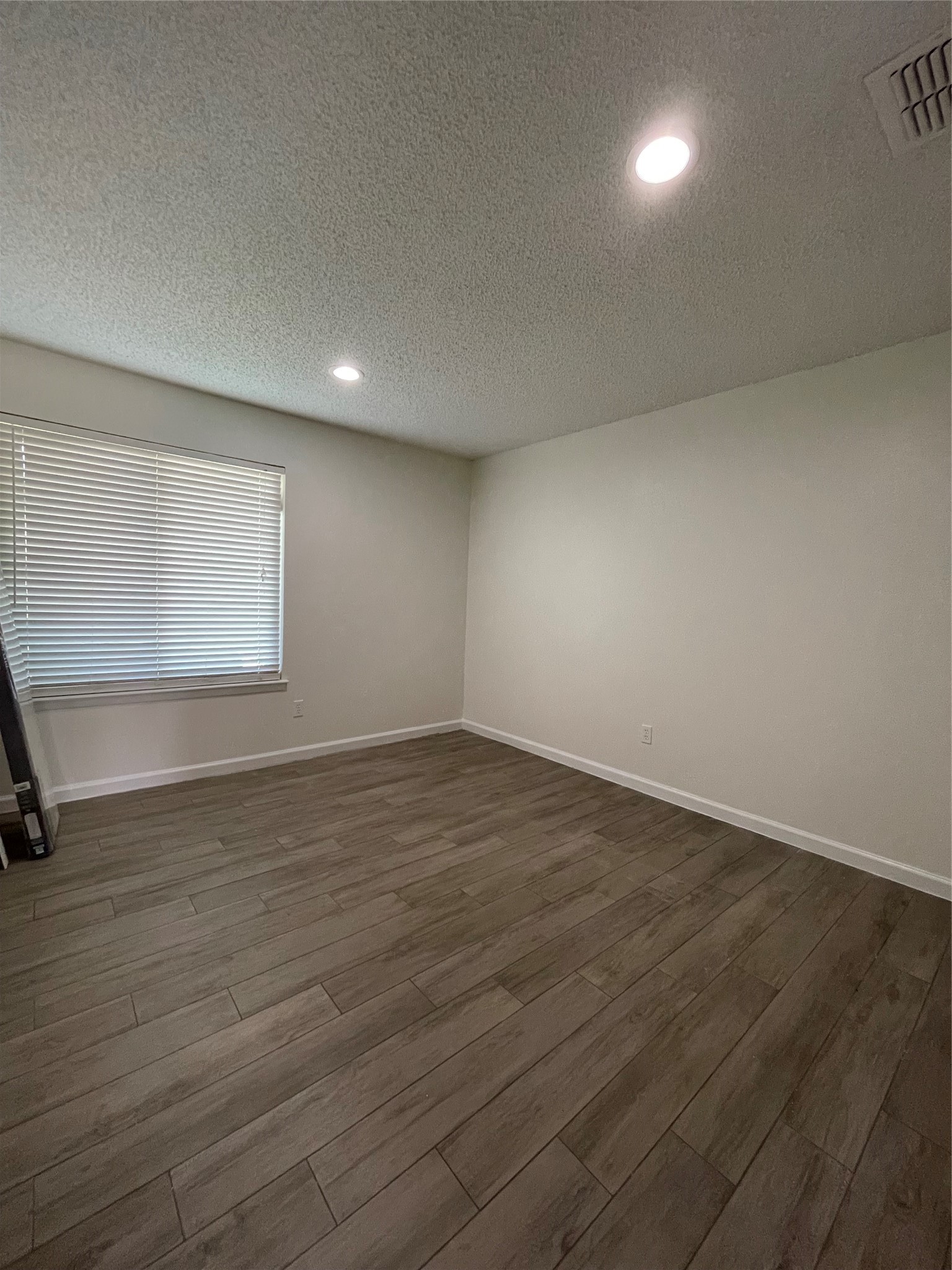 12783 Leader Street Houston, TX 77072 - Photo 6 of 11