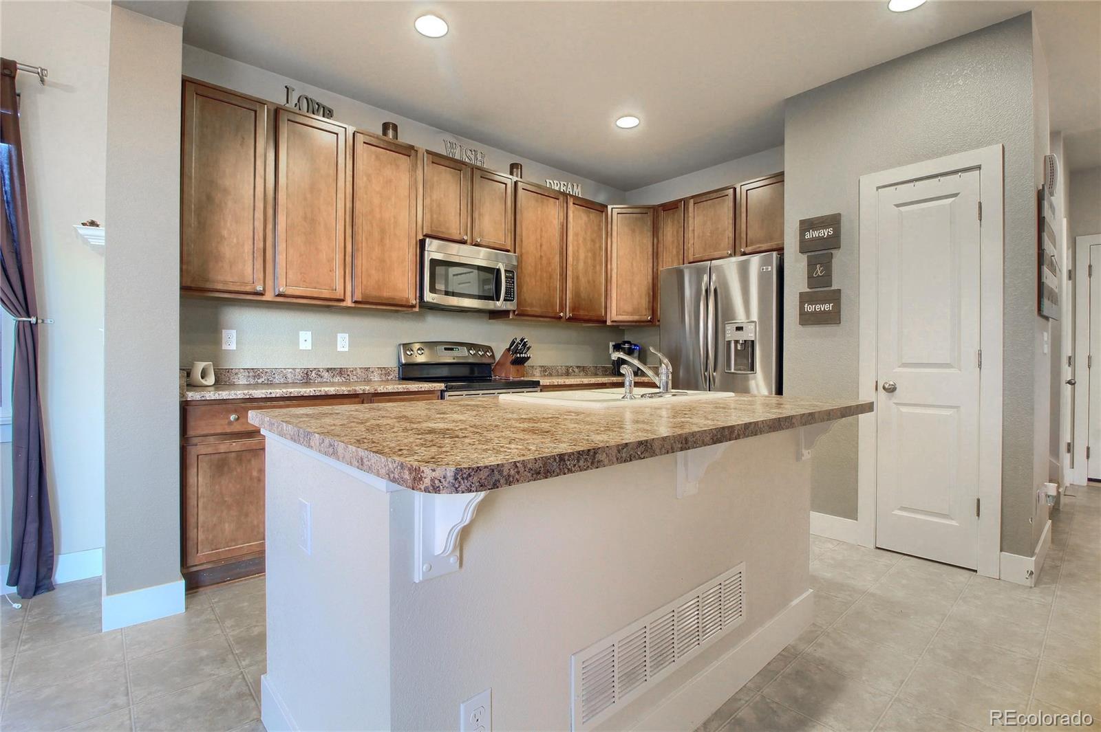 10529 Rutledge Street Parker, CO 80134 - Photo 9 of 34 Gallery Image 9