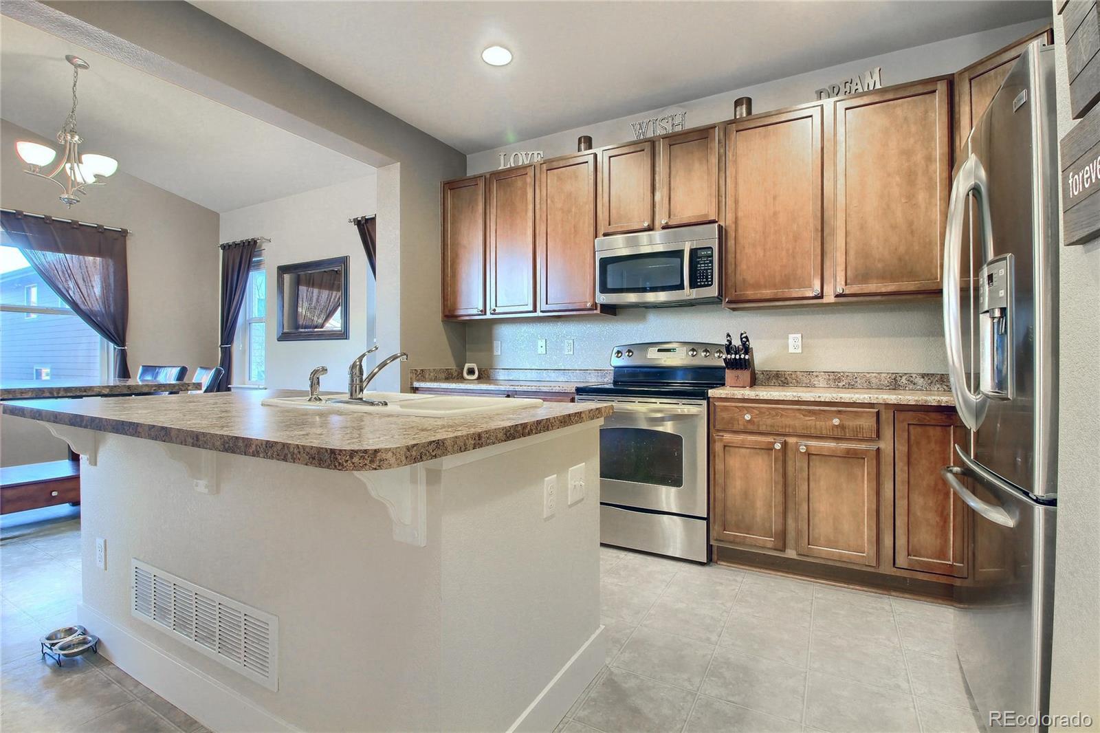10529 Rutledge Street Parker, CO 80134 - Photo 10 of 34 Gallery Image 10